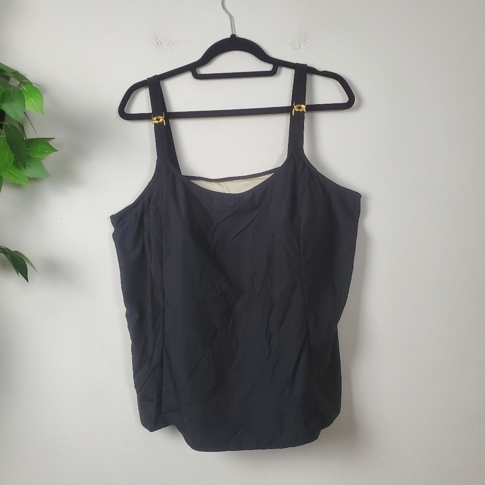 It Figures Black Women's Plus Size Swim Top 24